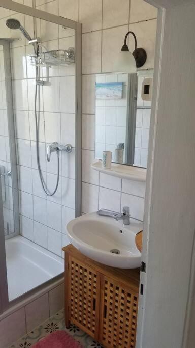 Ferienwohnung Alte-Schule-Kail Wohnung 2 Екстериор снимка